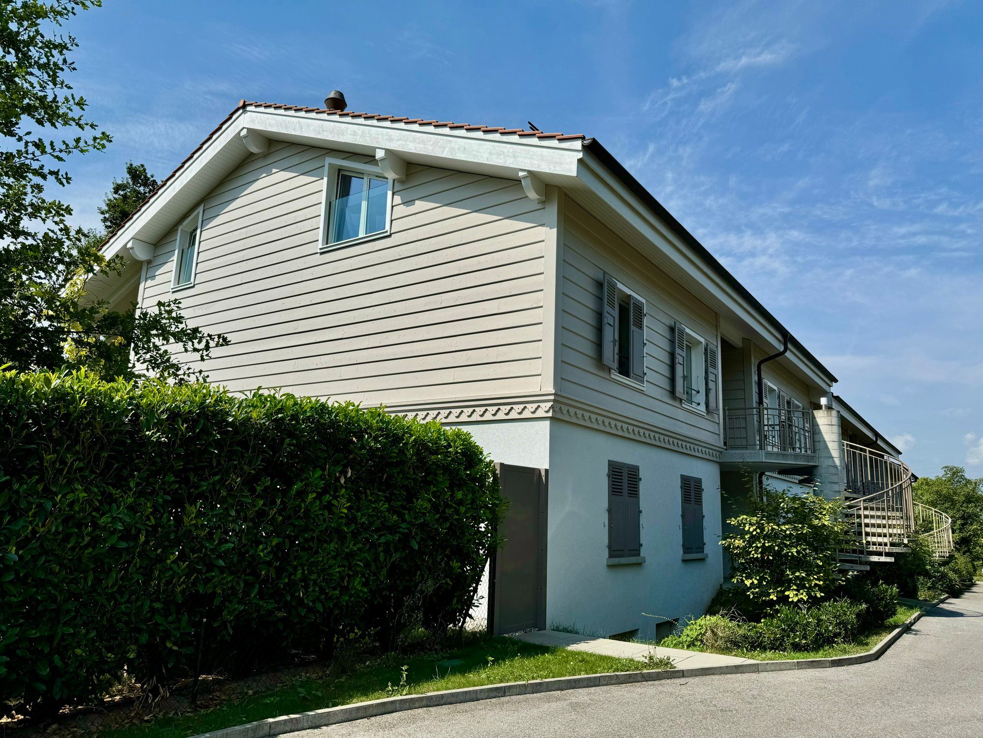 Duplex de Luxe meublé à Vésenaz avec Vue Panoramique sur les Alpes