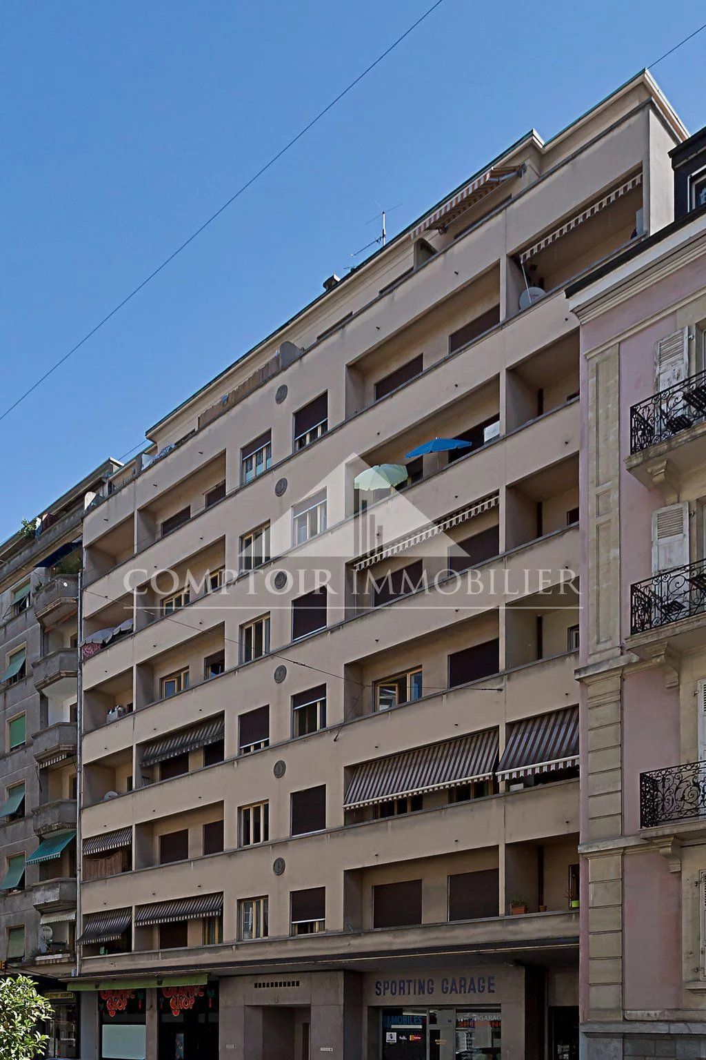 Bel appartement de 4 pièces avec balcons à Carouge.