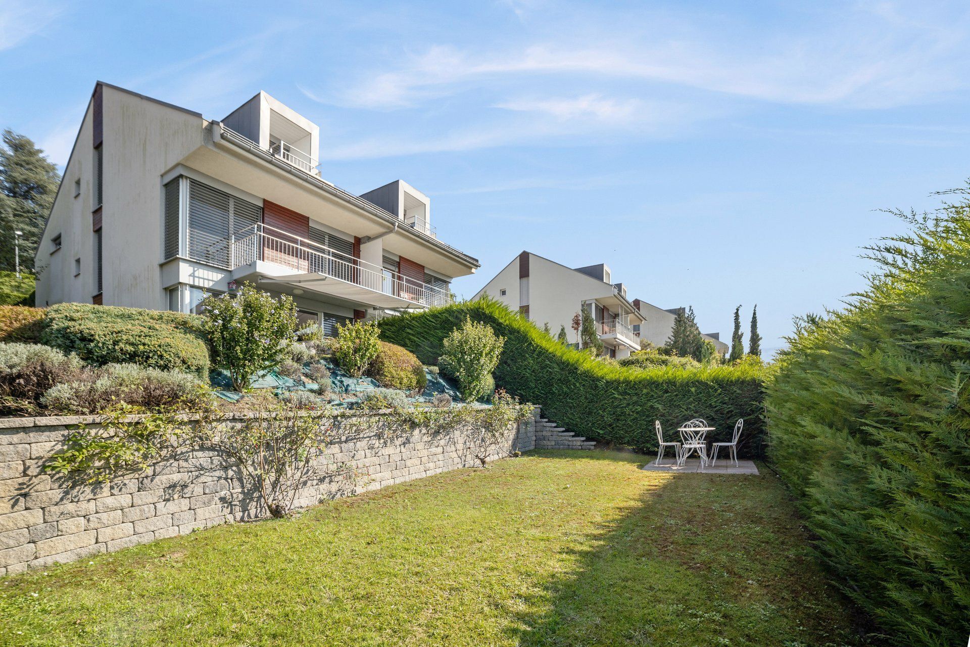 Maison jumelle lumineuse avec une vue fantastique