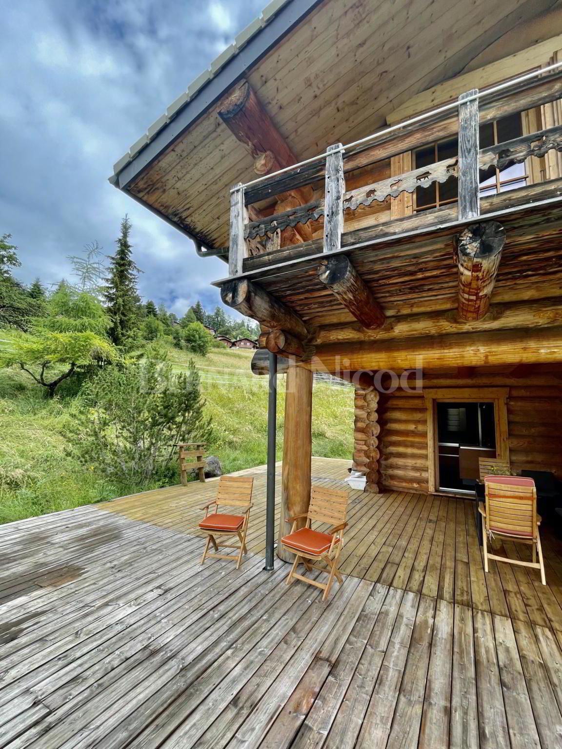 Furnished and exclusive chalet in the town of Gryon