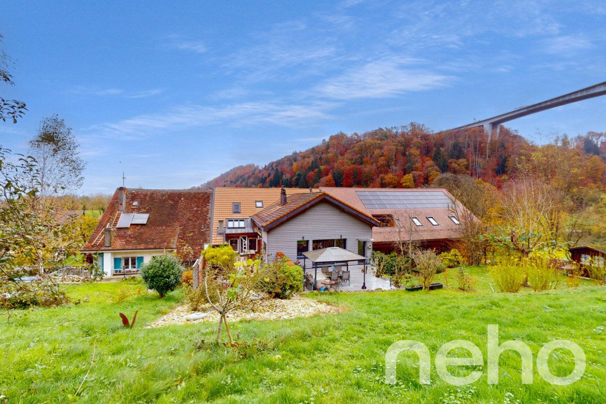 Ancienne ferme entièrement rénovée à Yvonand