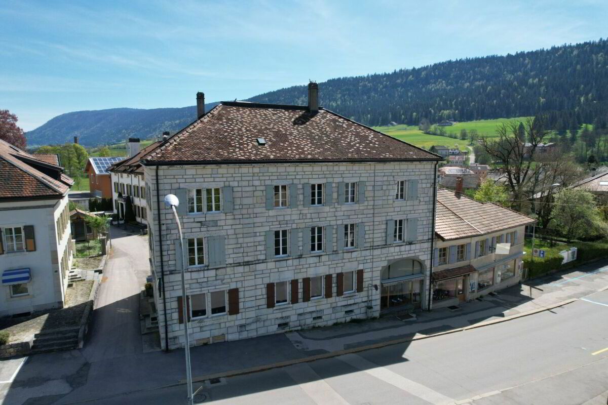 House for sale in Val-de-Travers, Switzerland