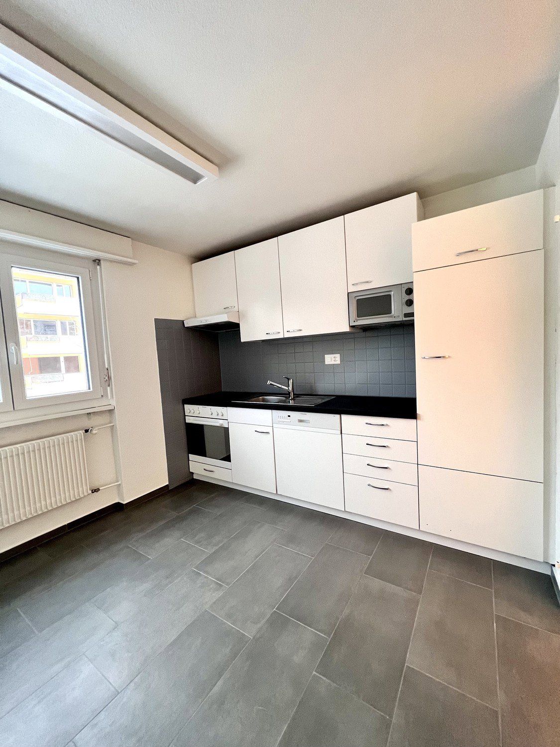 Appartement rénové de 4,5 pièces au 1er étage - CHF 1'000.- offert pour votre déménagement ainsi que le 1er loyer