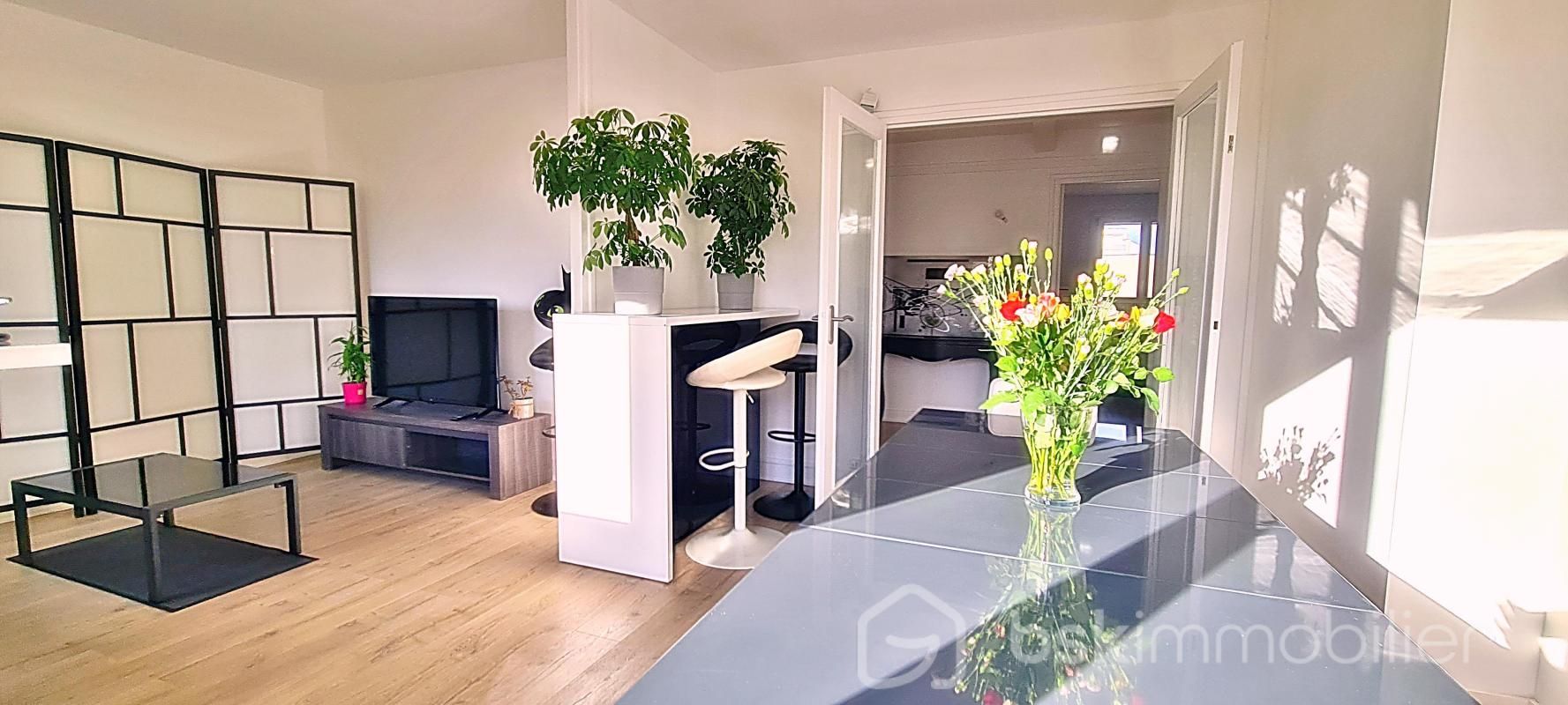 Appartement 63 m² / 3P/ Balcon – Quartier des Fleurs