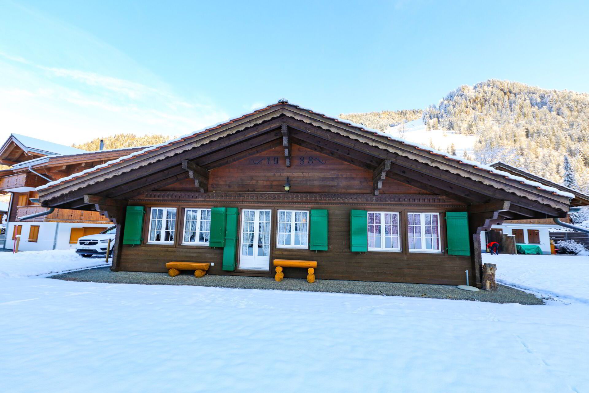 Charmantes Einfamilienchalet mit Autounterstand und wunderschöner Terrasse