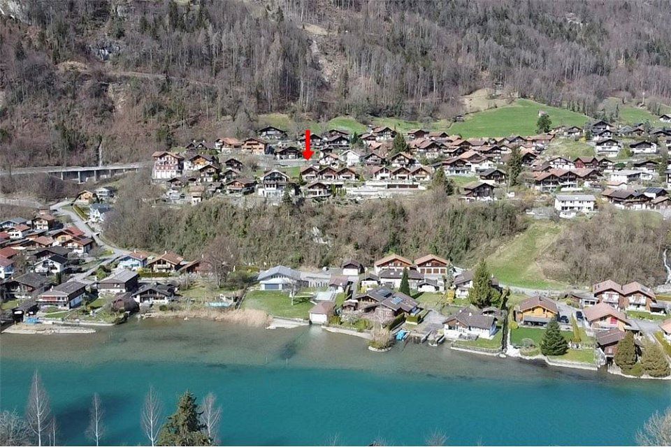 Ein grosses Haus am Sonnenhang von Interlaken ... in Goldswil