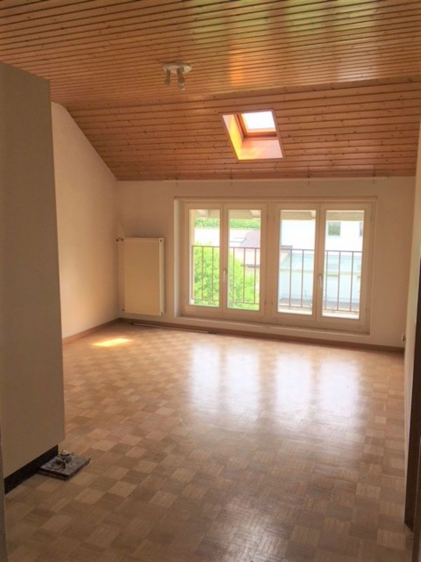 Cortébert, bright 3-room apartment on the 1st floor