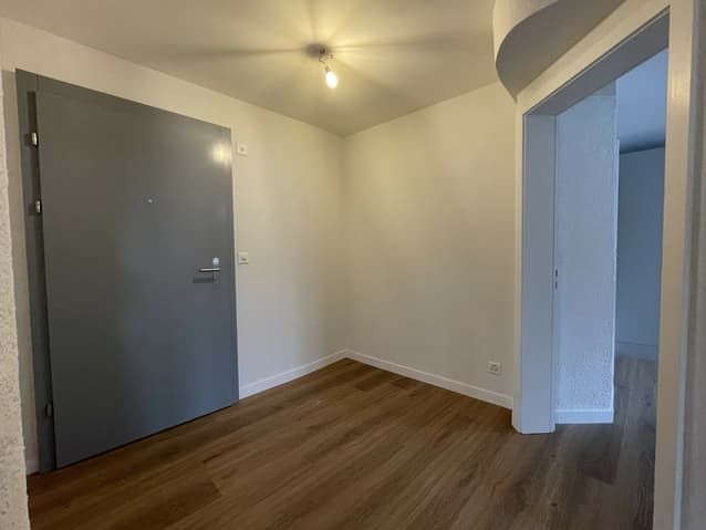 3 rooms 2 steps from the city center.