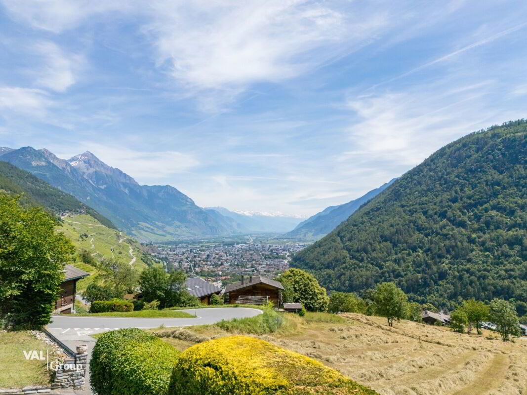 Charmante maison avec studio indépendant et vue panoramique sur la vallée