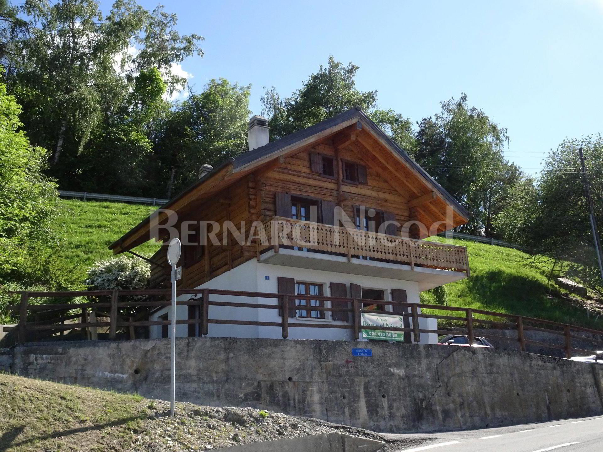 Beautiful renovated chalet for rent with stunning views