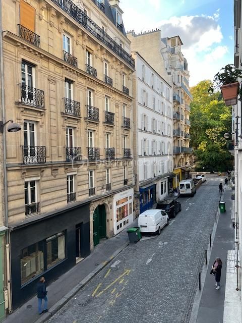 Appartement de type 3, de 42m2, 2 chambres, avec ascenseur, proche sacré-cœur