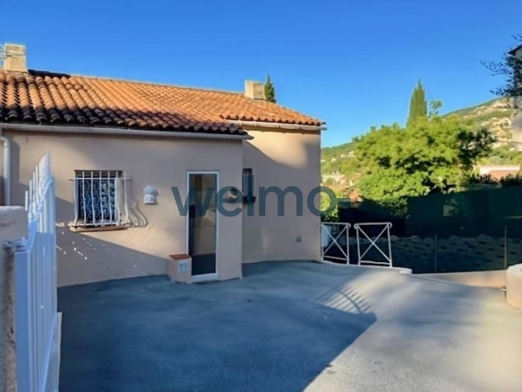 Maison - 5 pièces - 104 m² - Toulon 83200