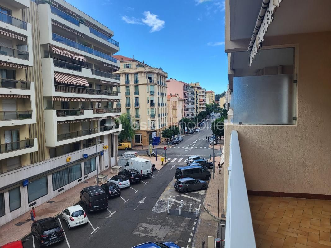 VENTE appartement 3 pièces à Menton