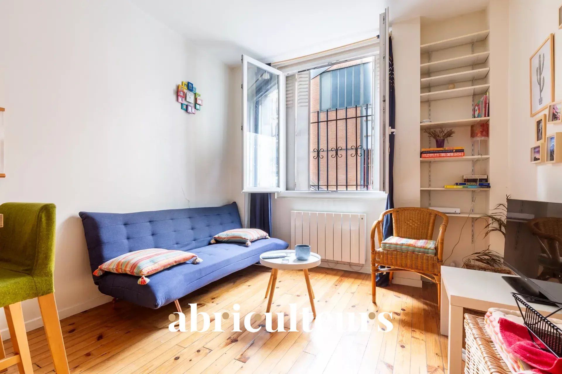 Appartement 2 pièces de 30.6 m2 en vente à Paris 18ème arrondissement - Idéal pour primo-accédant.