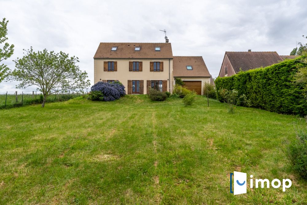 Maison 7 chambres, garage, jardin