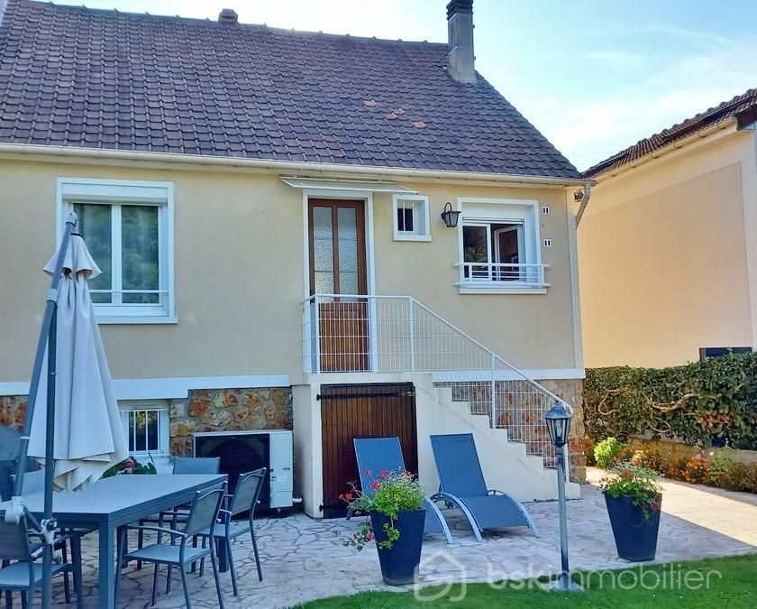 Pavillon 6 pièces de 83 m² à Trappes – Charmant cadre de vie avec jardin de 400 m²