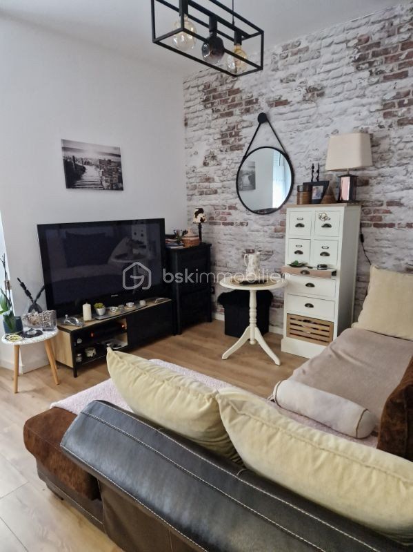 LE POULIGUEN PLEIN CENTRE VILLE -APPARTEMENT T2