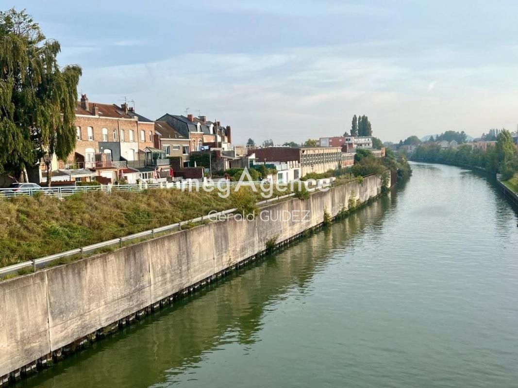 Jolie maison rénovée de ~120m2, proche centre ville, secteur trés calme