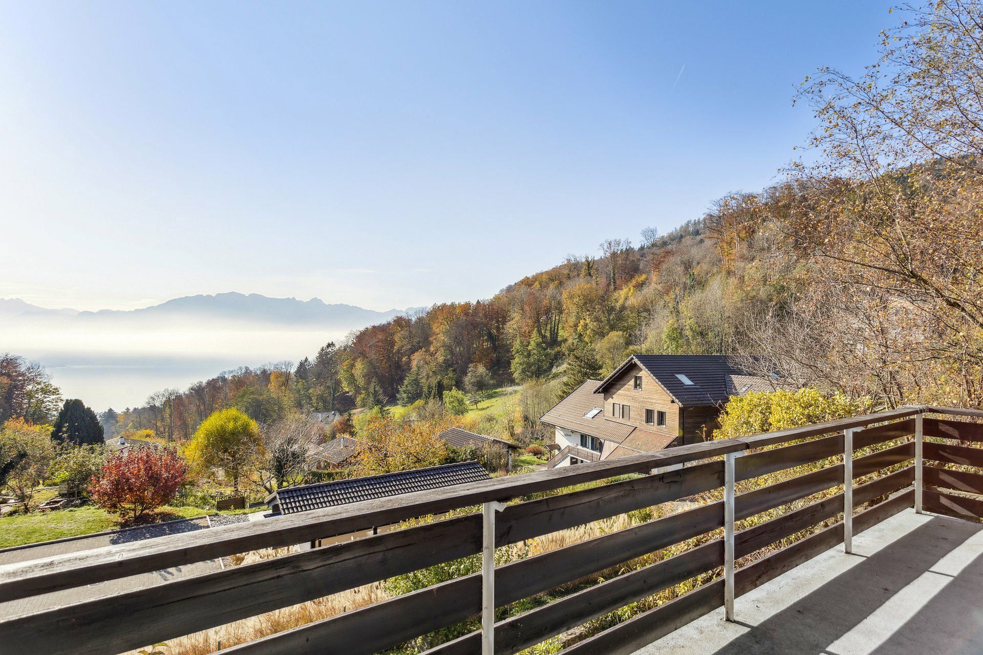 Charmante villa chalet avec vue panoramique à Jongny