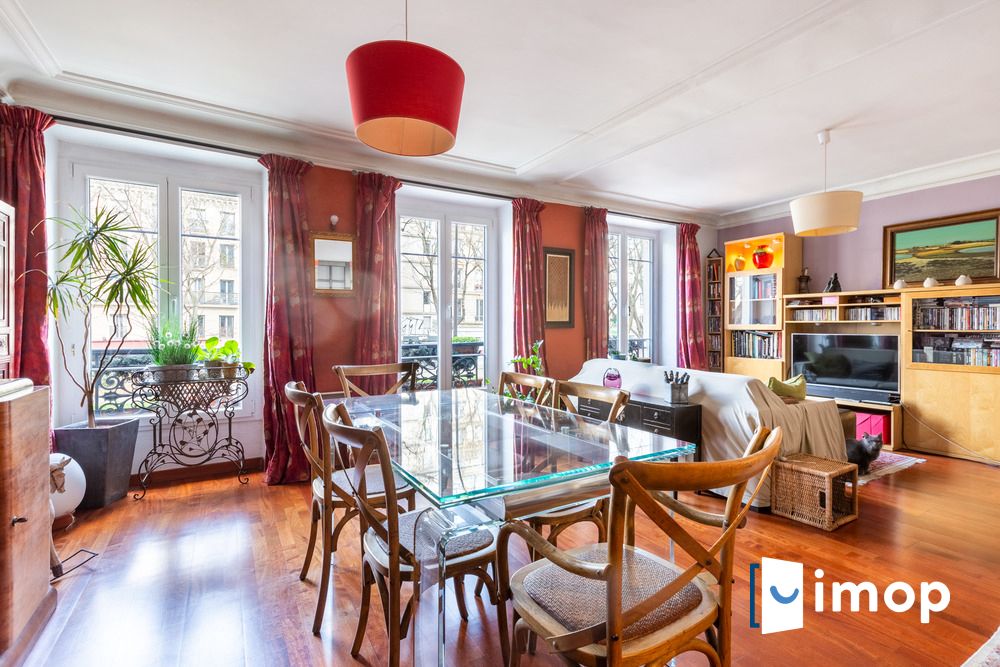 METRO PERE LACHAISE - BEL APPARTEMENT DE 66M² DANS L'ANCIEN