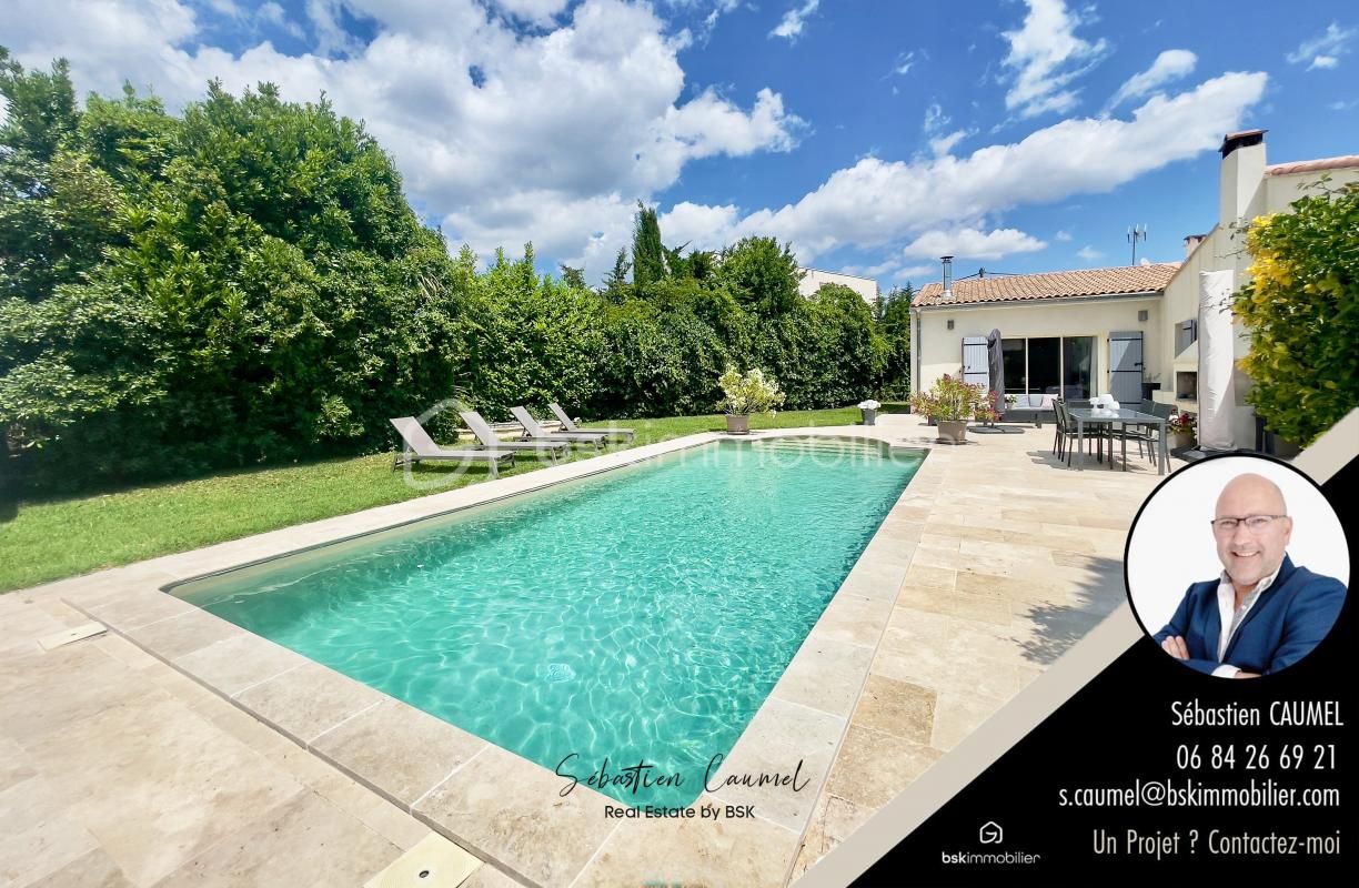 *** VILLA CONTEMPORAINE DE PLAIN PIED AVEC PISCINE SANS VIS À VIS ***