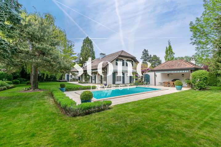 Magnificent house in Trélex of 285m2 with garden and swimming pool