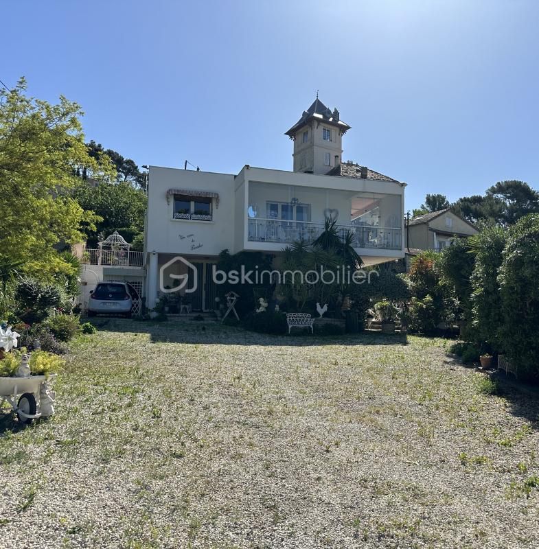 Villa 208 m2 - ORTOLAN - Vue mer sur la rade de Toulon aux Sablettes