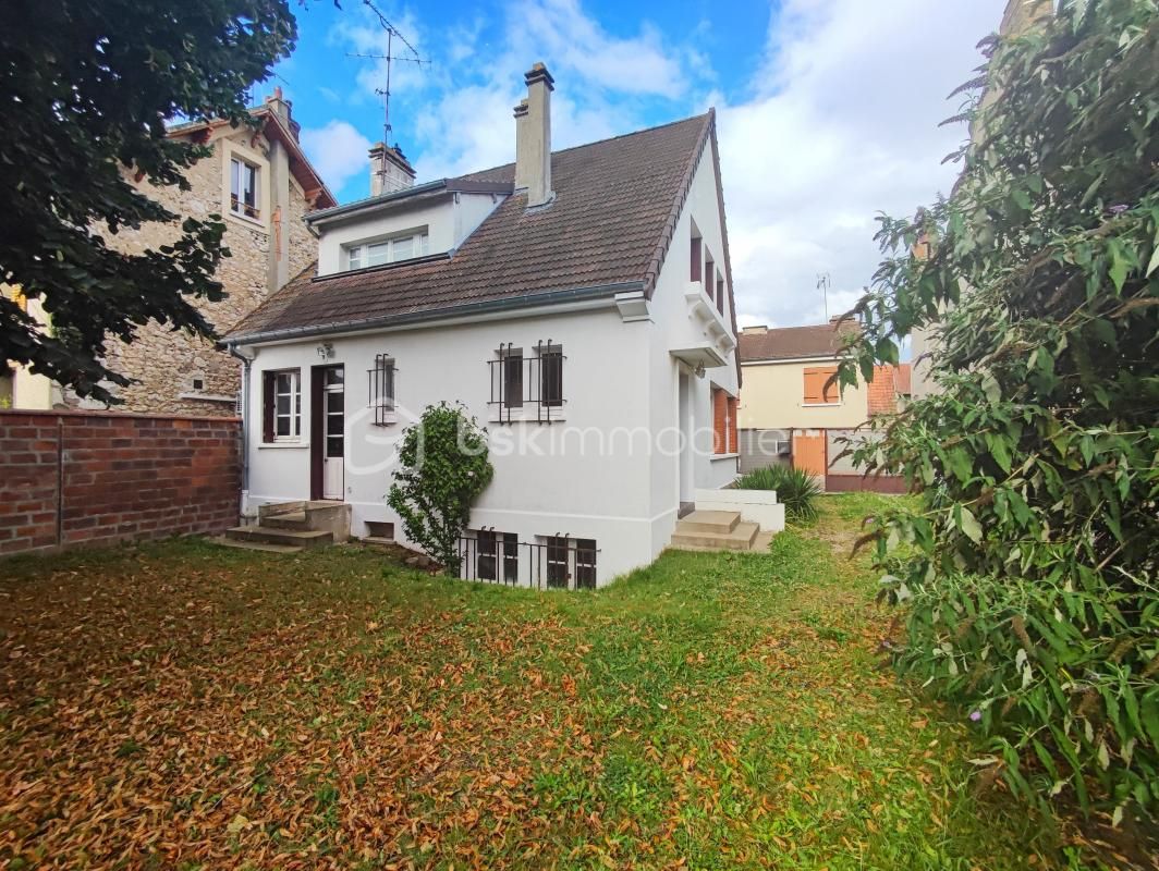 MAISON COEUR DE VILLE DE BONNIERES SUR SEINE