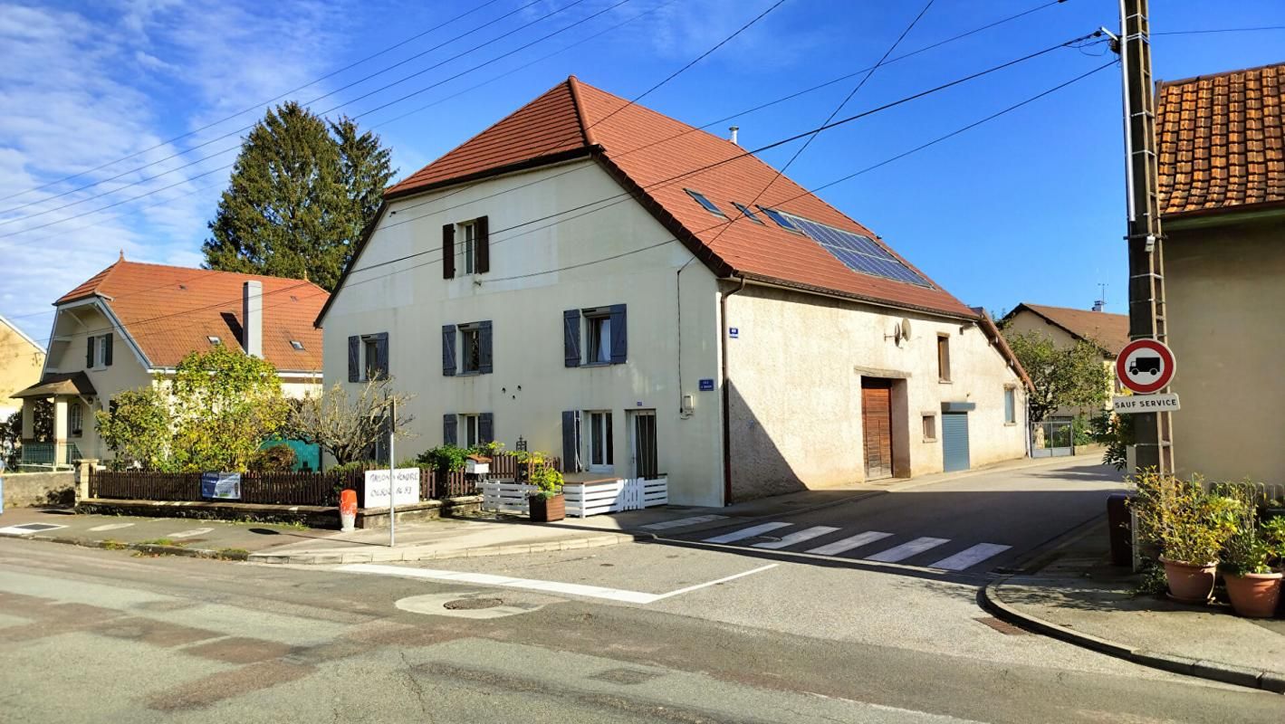 Maison familiale à L'Isle Sur Le Doubs