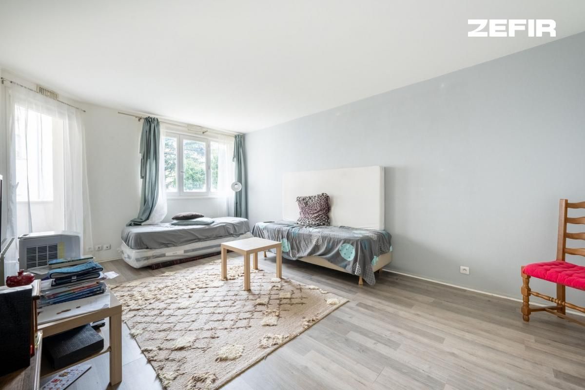 Appartement 2 pièces de 50m2 en vente à Sannois avec parking et balcon