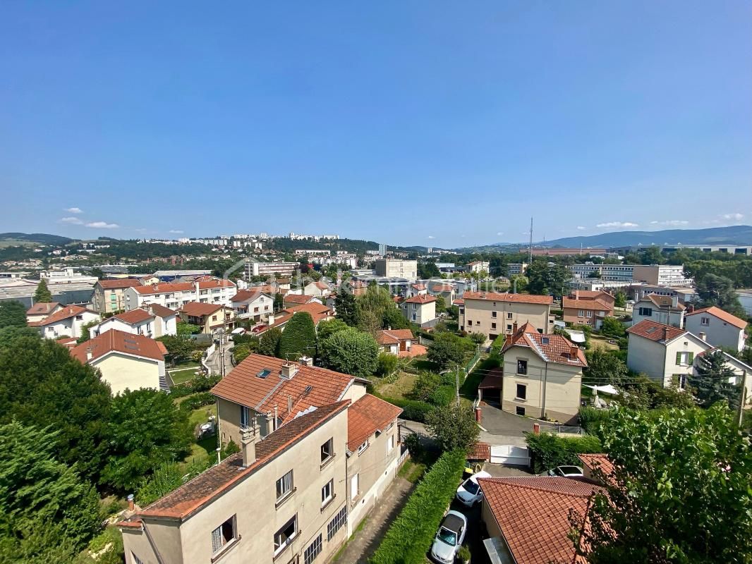 Appartement T4 secteur la Terrasse