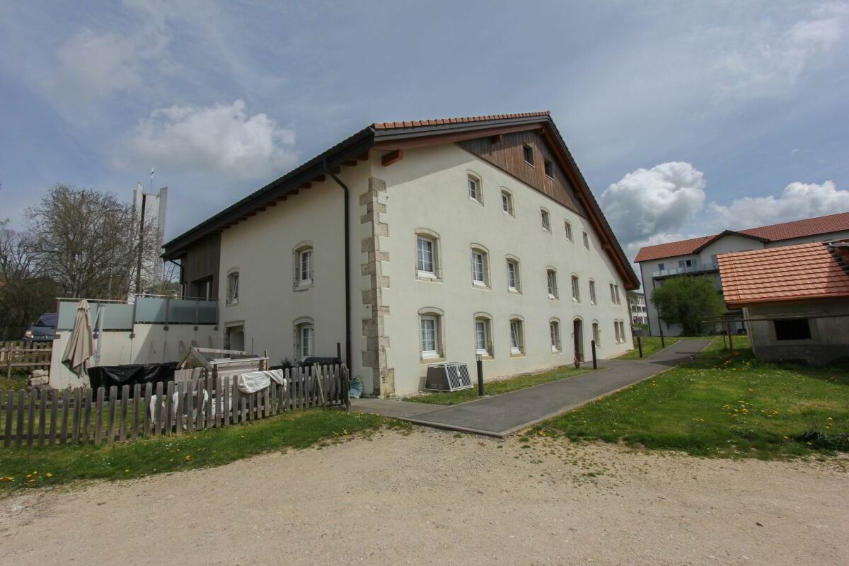 Bel appartement de 4.5 pièces avec jardin privatif