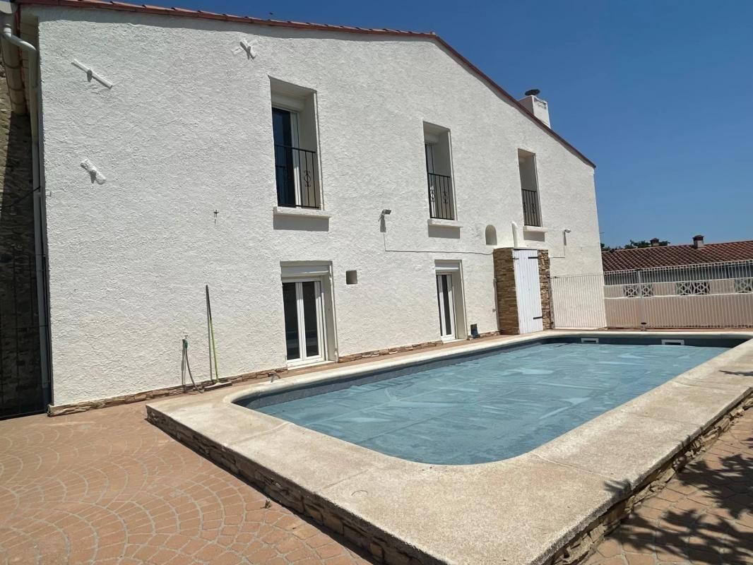 Maison de Ville Saint-Jean-Lasseille avec garage, piscine et jardin