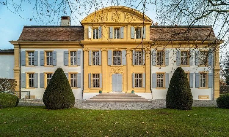 Magnifique logement de 4.5 pièces dans la propriété du Château