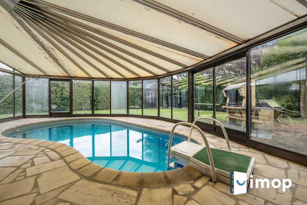 Belle Maison Familiale avec Piscine dans un Environnement Calme