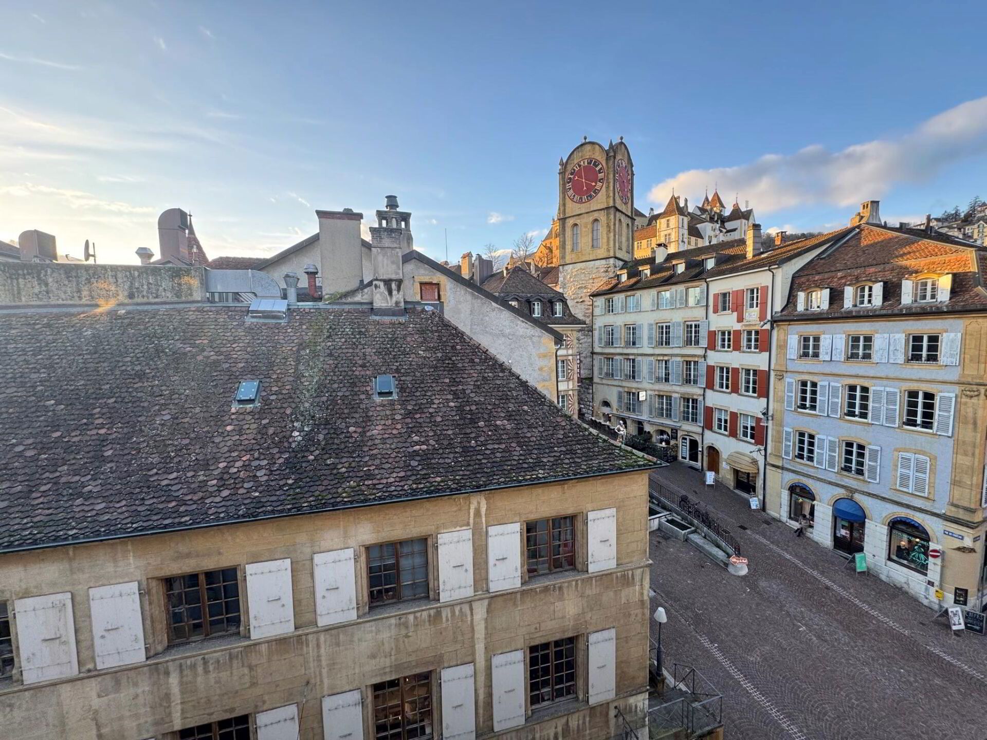 Magnifique logement à louer au Centre-ville de Neuchâtel