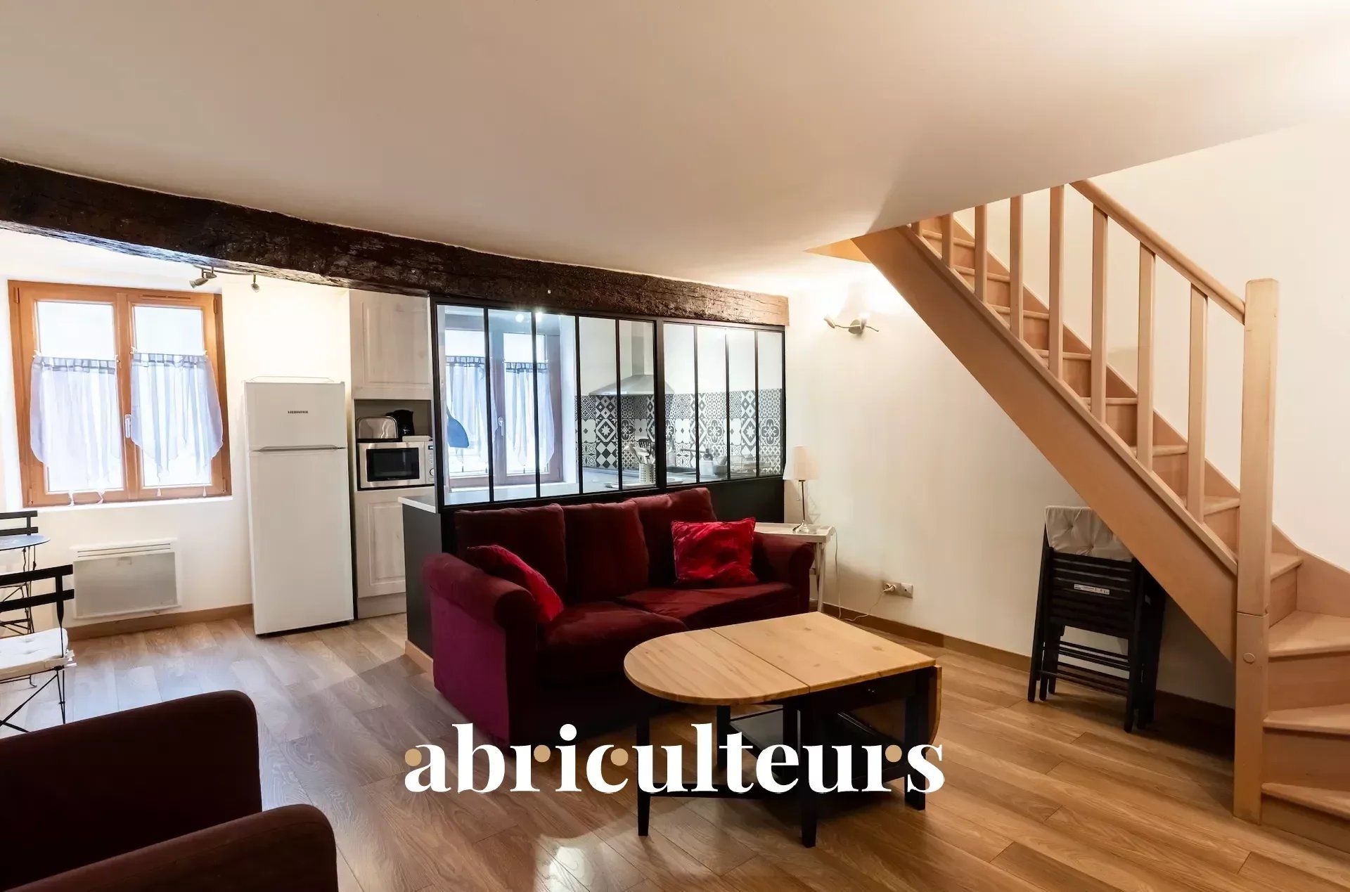 Bel appartement de 66m2 avec deux chambres - Idéal investisseurs rentabilité 8% brut