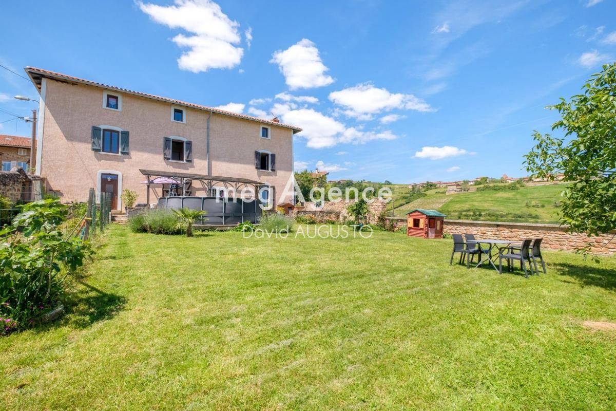 MAISON DE CHARME EN PIERRE, CALME, VUE, TERRAIN ET GARAGE