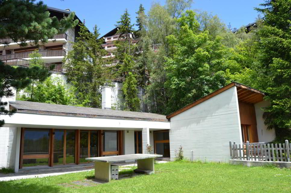 EXCLUSIVE Chalet-villa "Serenity" in Crans-Montana