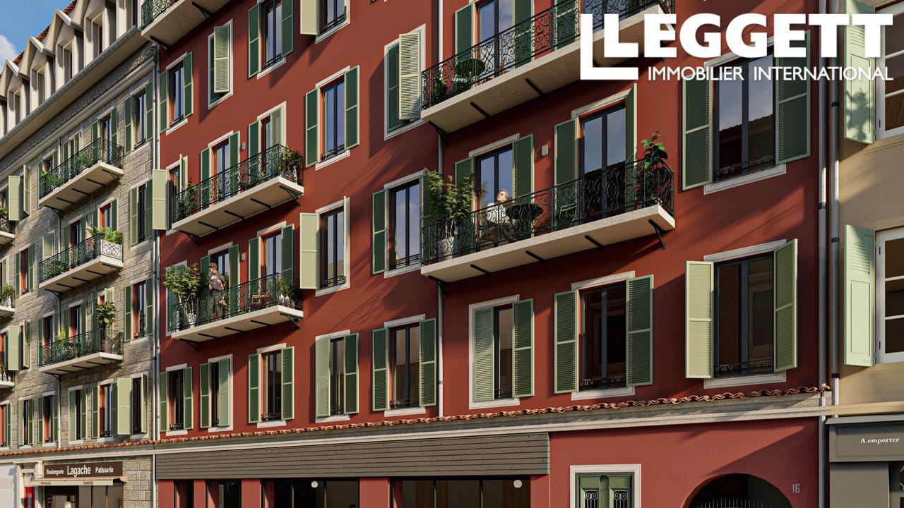 Nice - Le Port. Appartement 2 pièces rénové avec balcon. Investissement locatif. LMNP, Pinel, Déficit Foncier