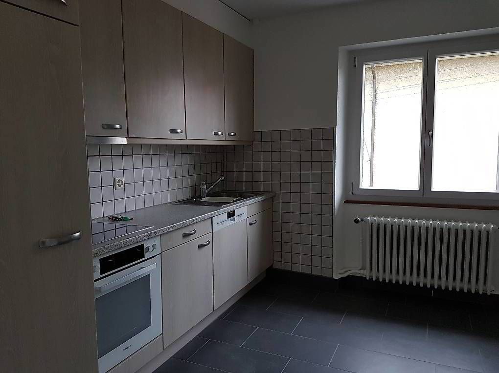 Bel appartement de 4 pièces dans maison de 2 appts