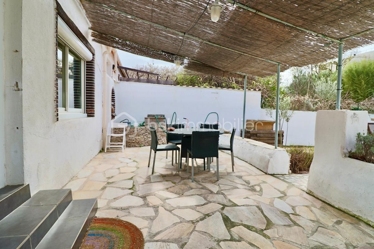 Dpt Var (83), à vendre TOULON EST - Maison de ville Atypique (40m2) 2 pièces avec Jardin;