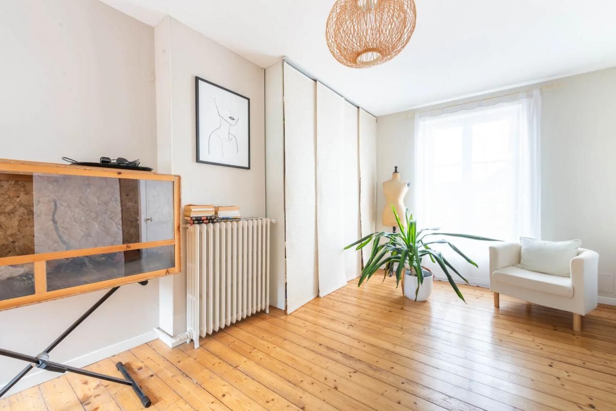 Maison 6 pièces de 152 m2 en vente en plein coeur de Vaux-sur-Seine